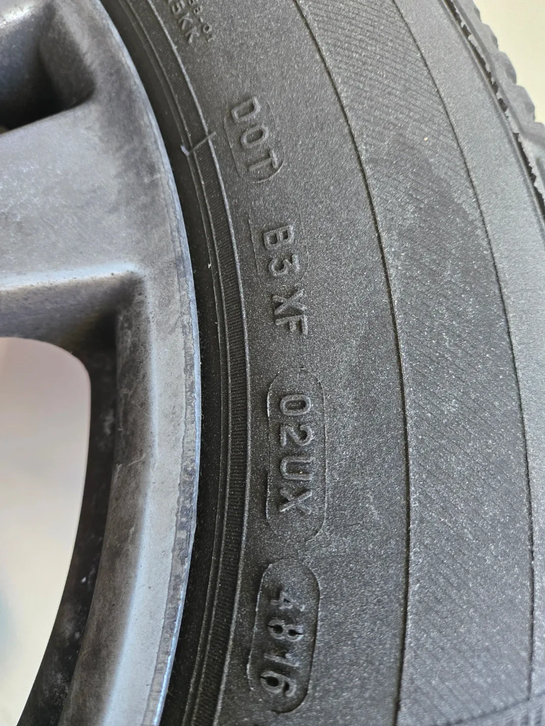 Rial Tire on Michelin 235/60R18