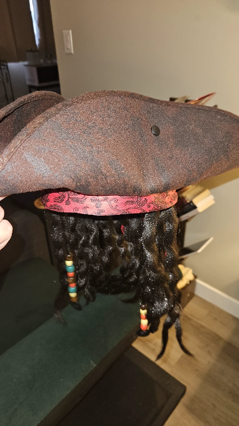 Pirate Hat with Attached Hair & Michael Myers Mask - photo 3