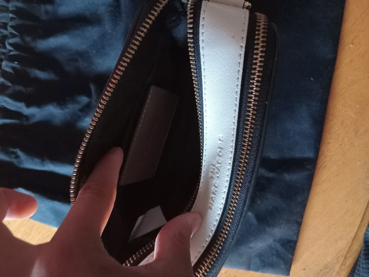 Marc Jacobs Snapshot Camera Bag image indicator(7)