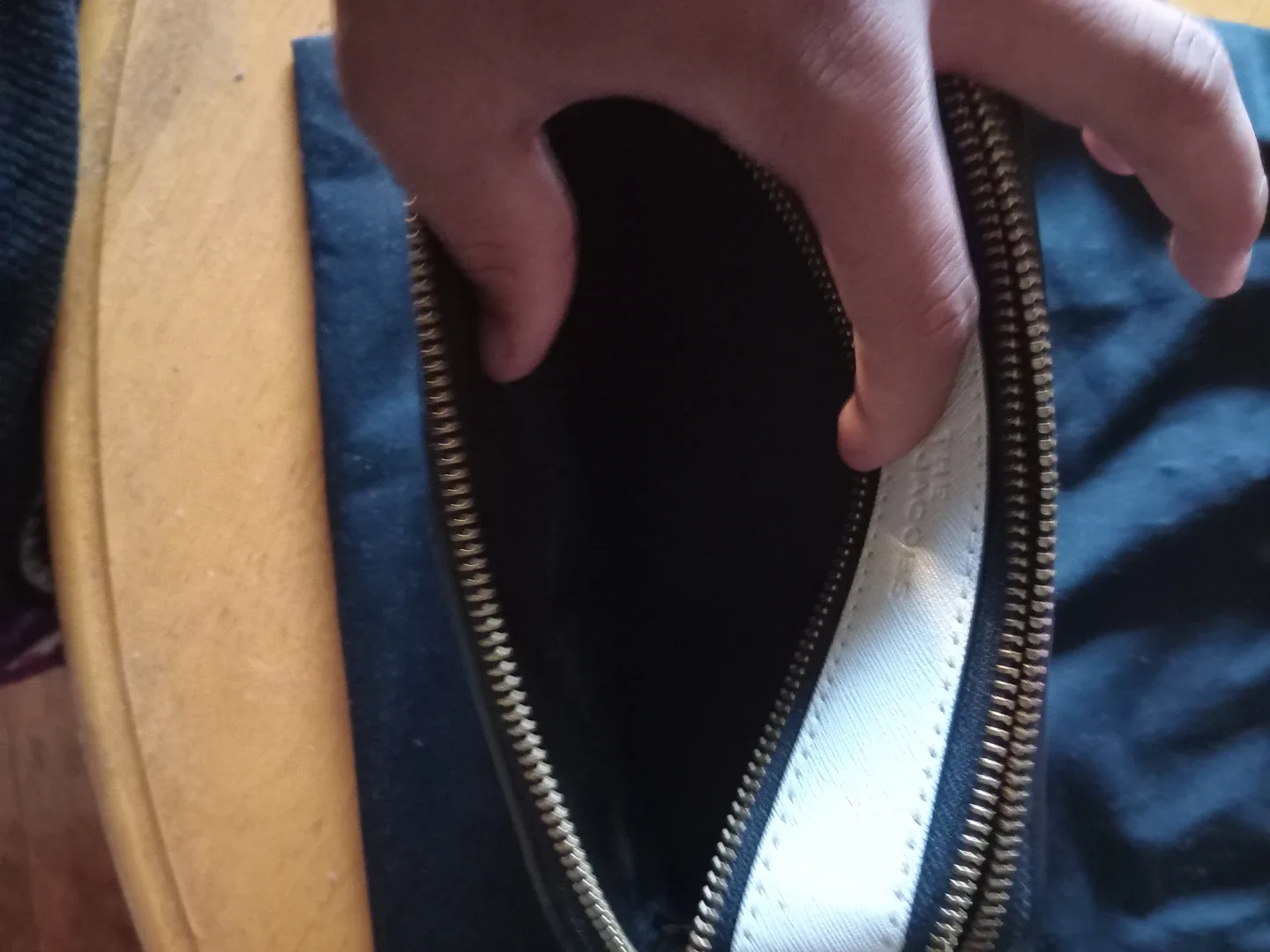 Marc Jacobs Snapshot Camera Bag image indicator(8)