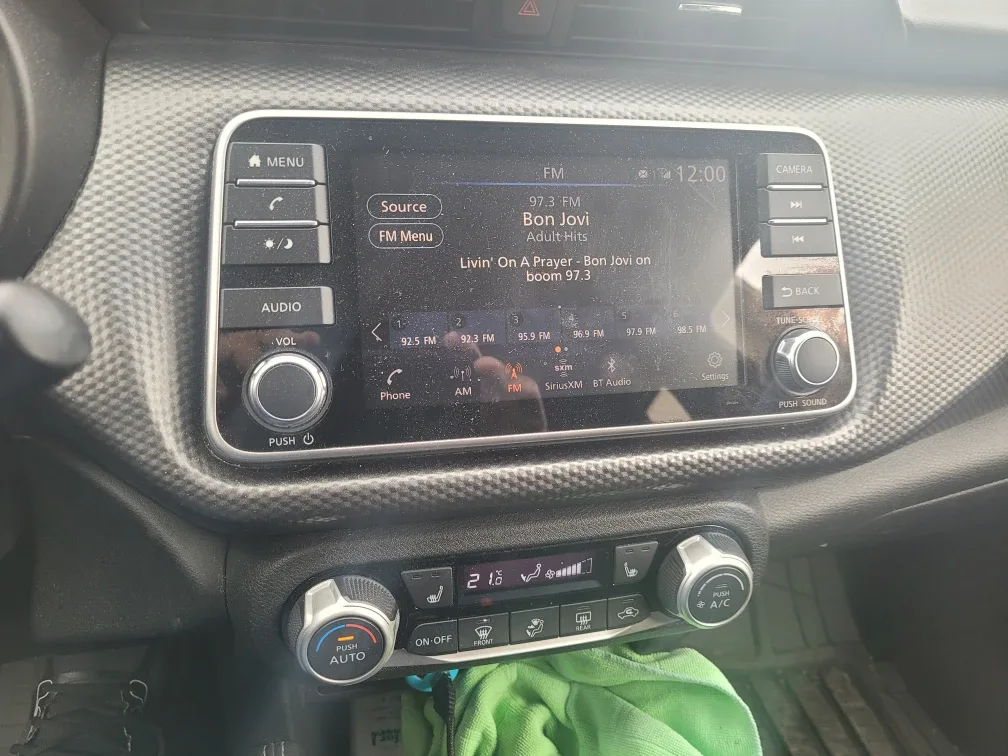 2019 Nissan Kicks Sv image indicator(6)
