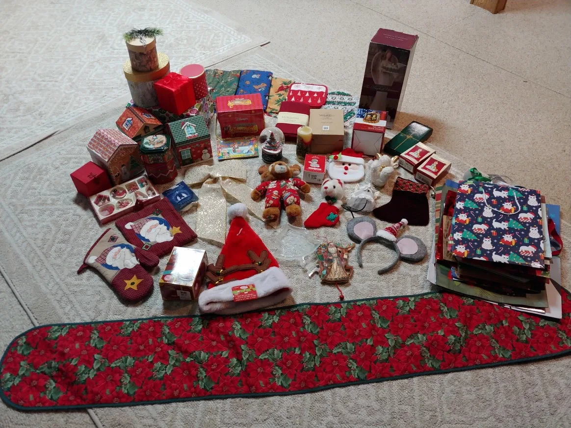 Huge Christmas Decor & Gift Bags Lot