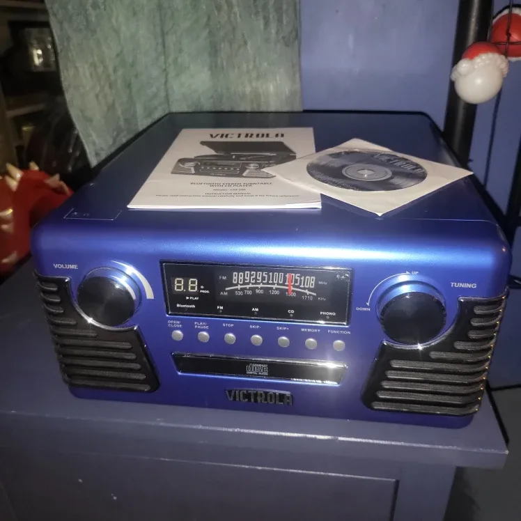 Victrola Retro Bluetooth Radio, CD & Turntable