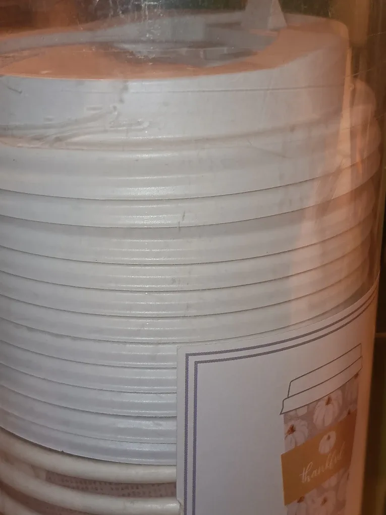 Thankful Disposable Cups - 12 count image indicator(3)