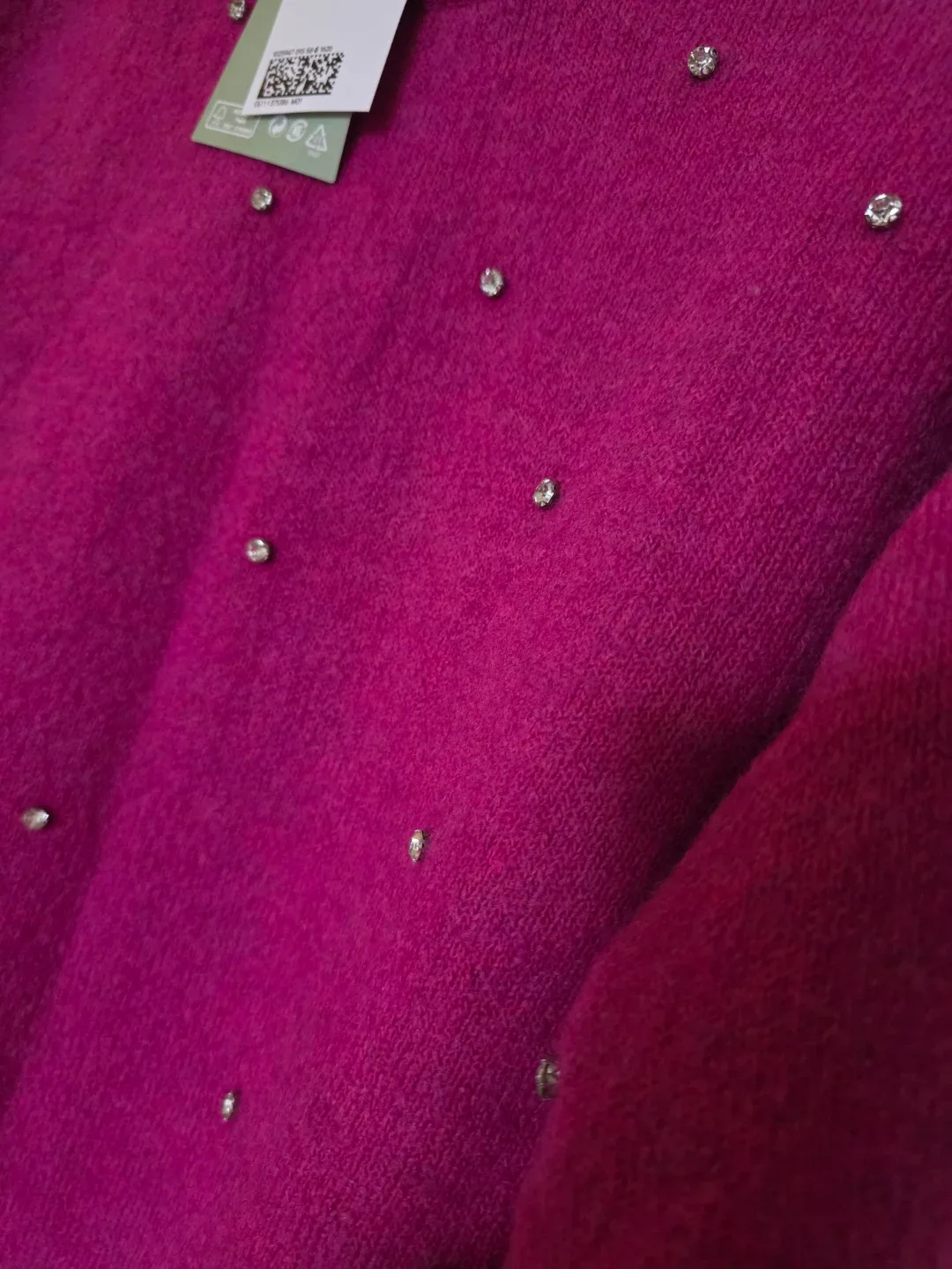 New Tagged H&M Sweater with Rhinestones image indicator(5)