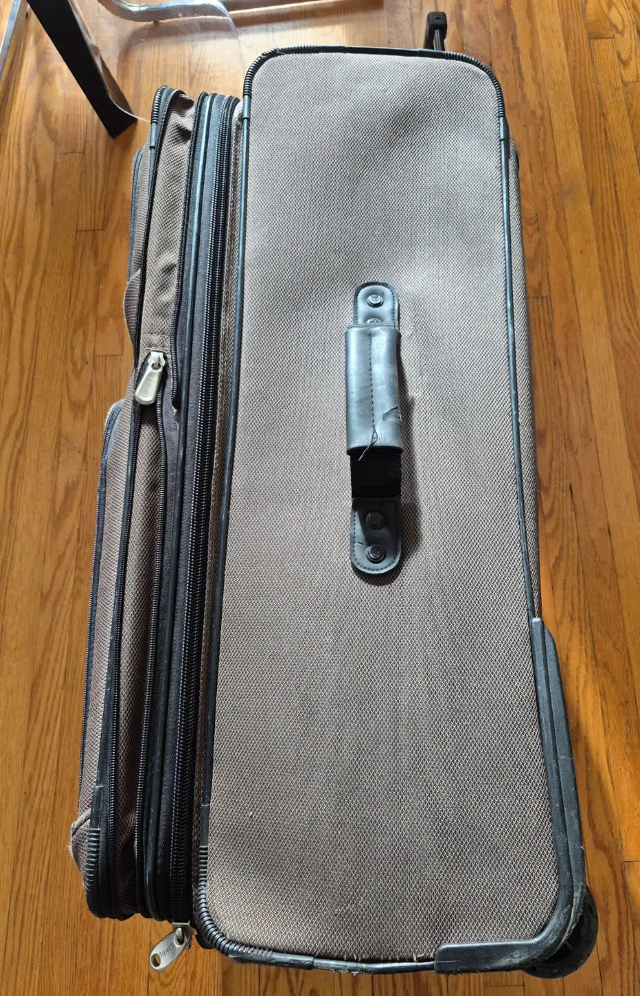🥕 Travelpro Rolling Suitcase image indicator(3)