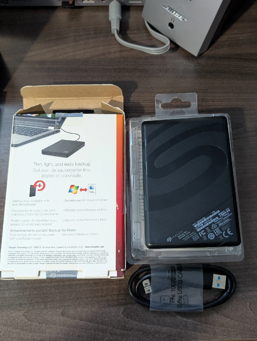 Seagate Backup Plus Slim 2TB Portable Storage - Black - photo 2