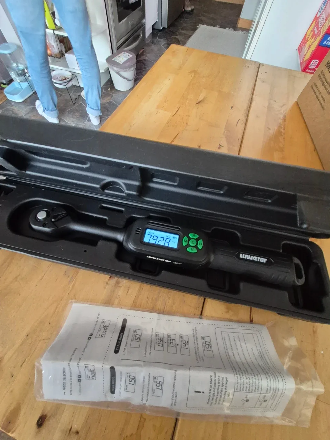 Digital Torque Wrench,NEW, 135Nm image indicator(7)