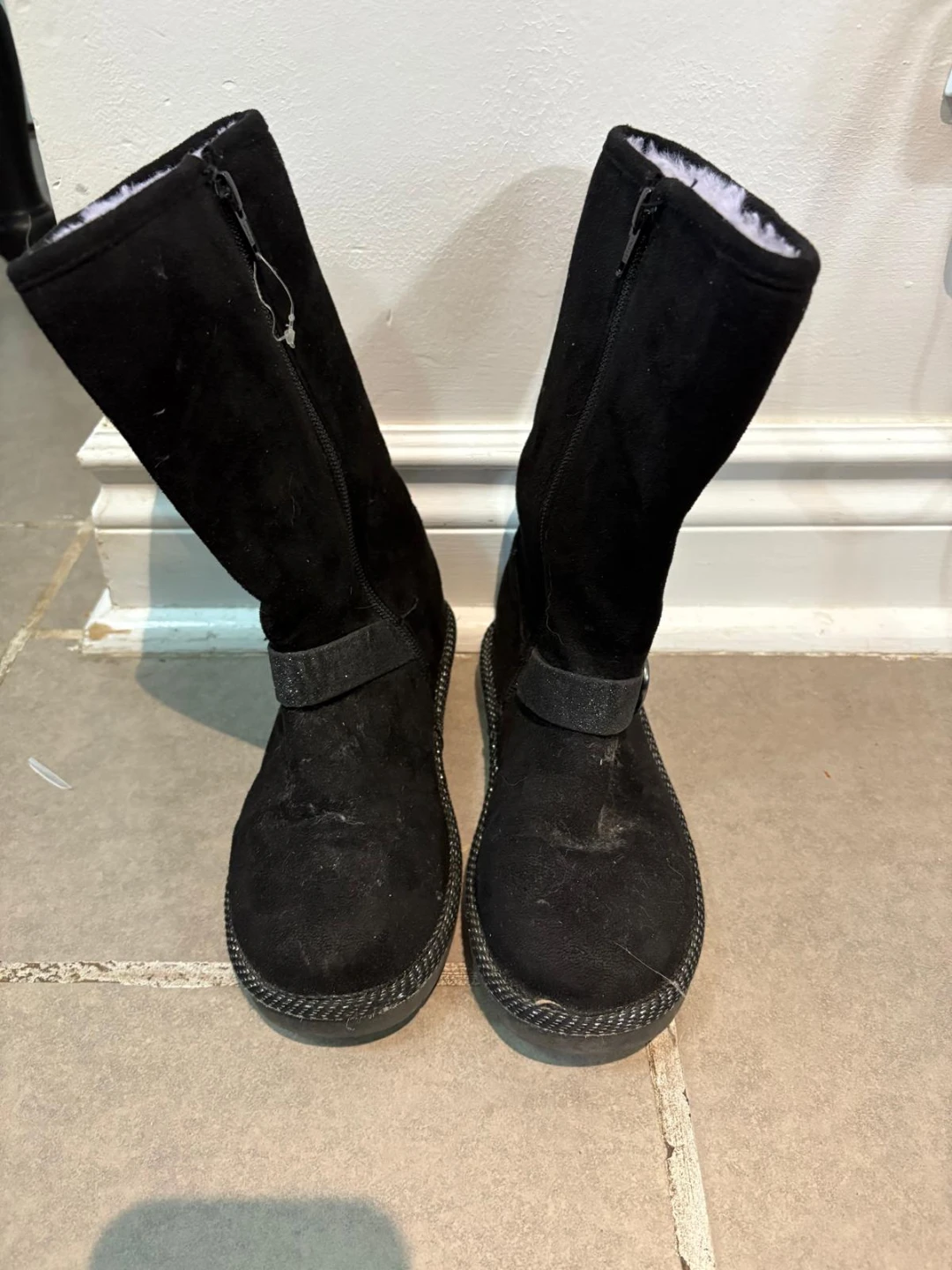 Skechers Toasty Toes Boots - Size 1 US