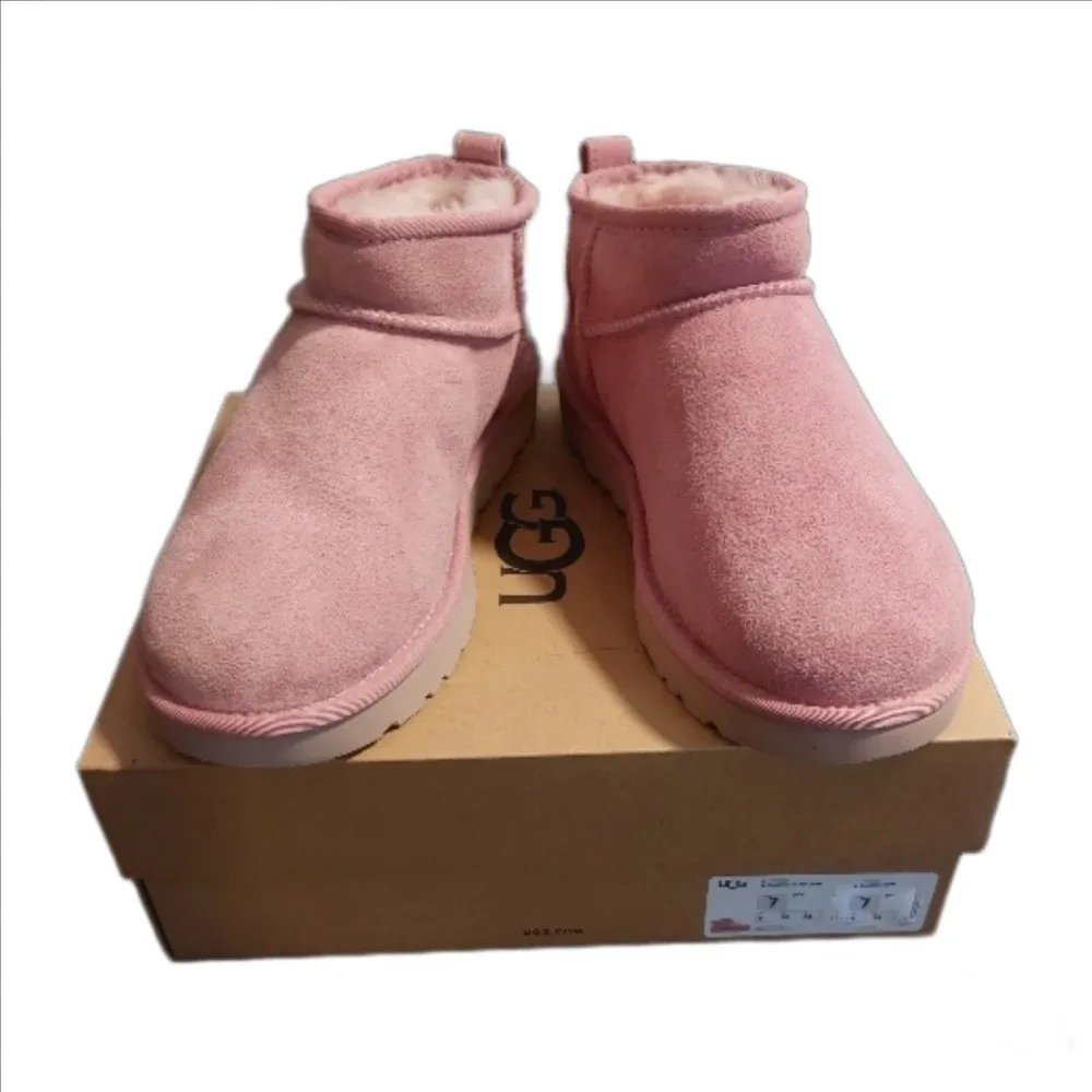 UGG Classic Mini Boot Pink US Size 7