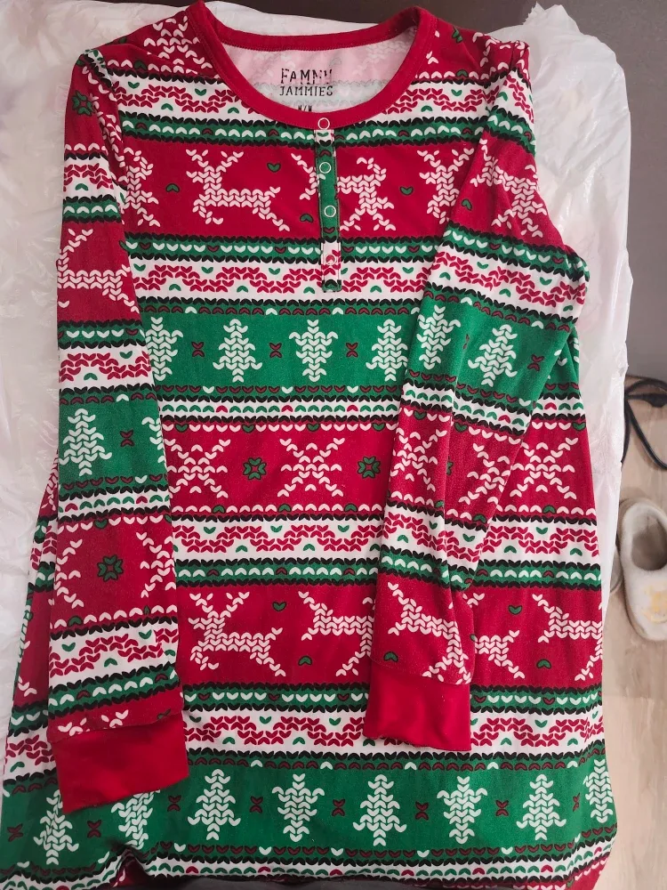Family Jammies Christmas Pajamas - Size M