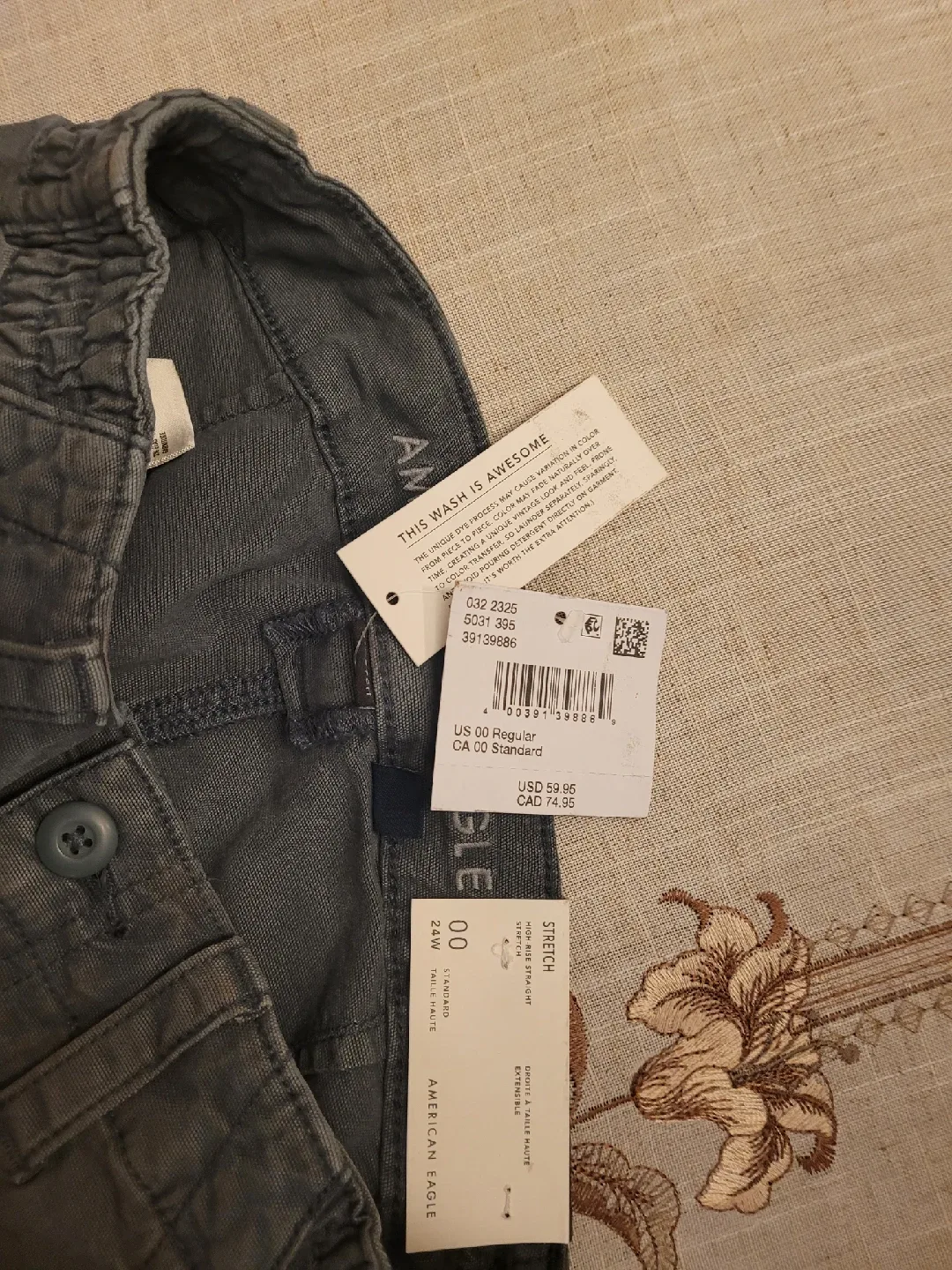 American Eagle Cargo Pants - Size 00, Olive Green image indicator(4)