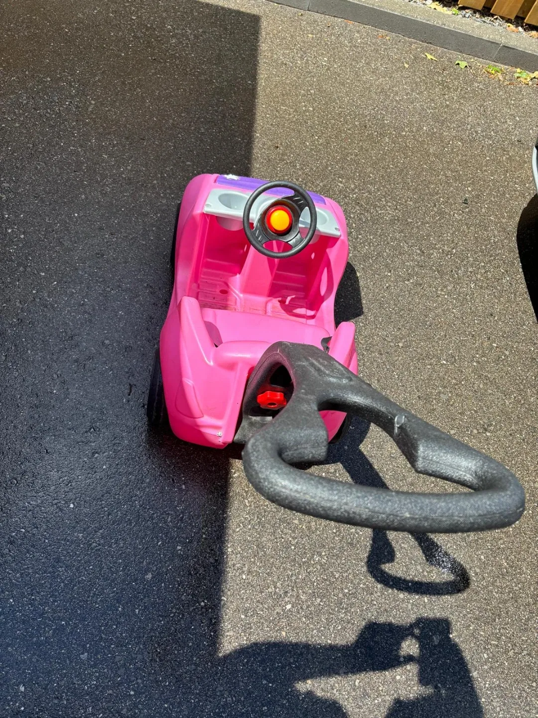 Pink Step2 Whisper Ride Touring Wagon image indicator(2)