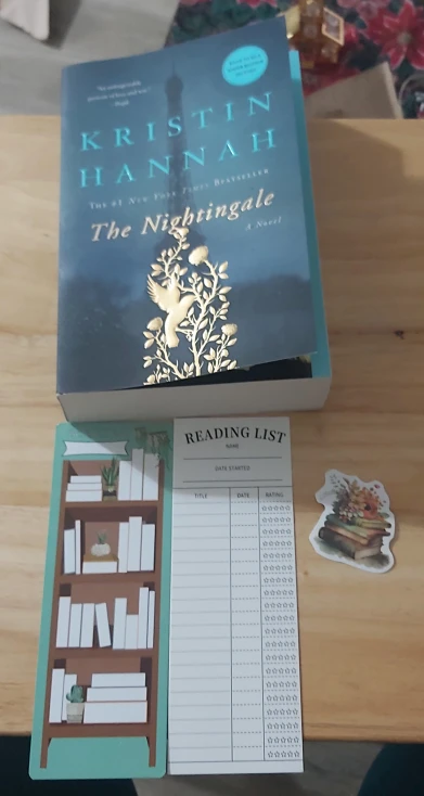 Book The Nightingale, book marks and sticker