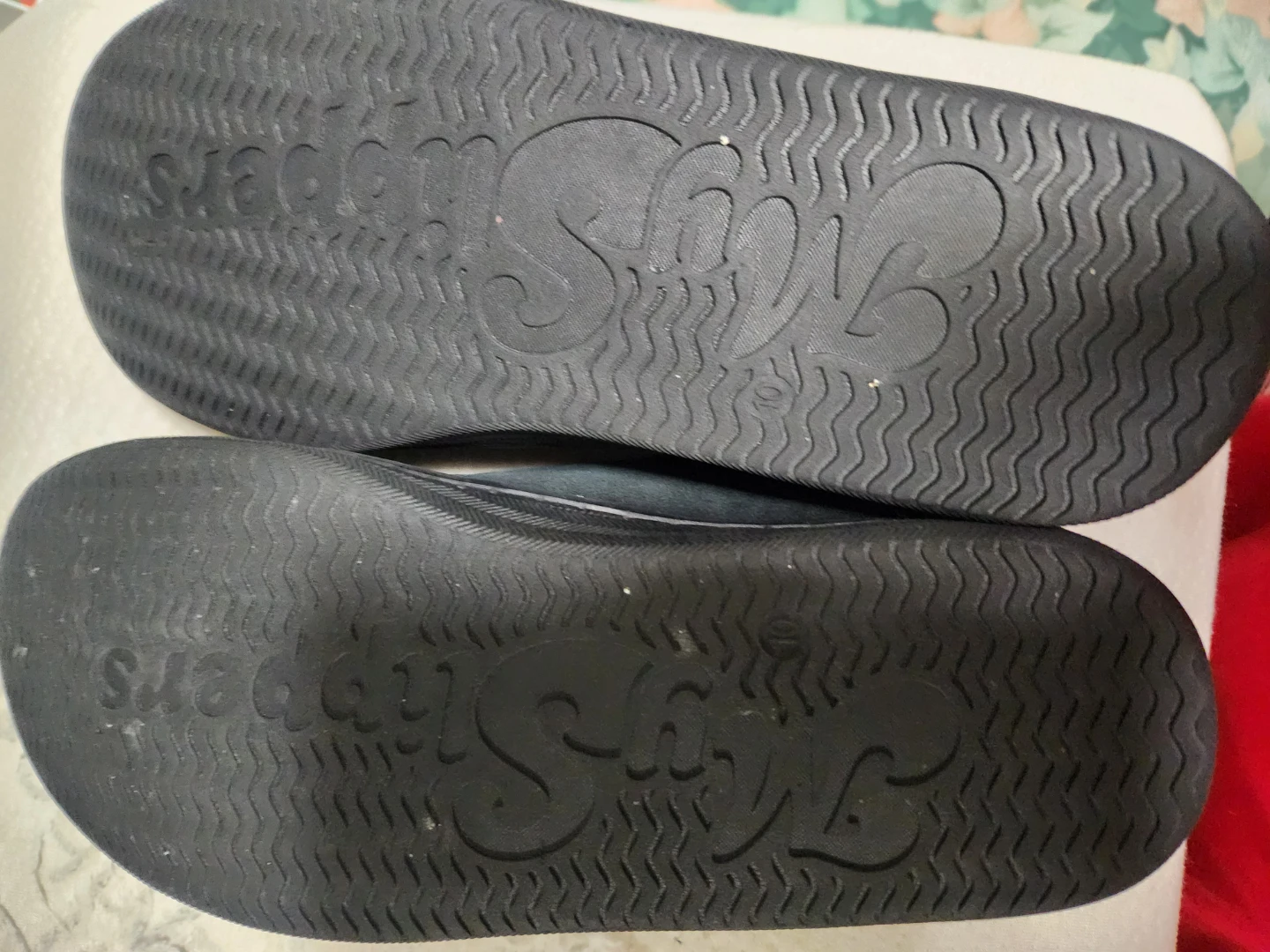 My Slippers Black Slippers Size 10 - photo 4