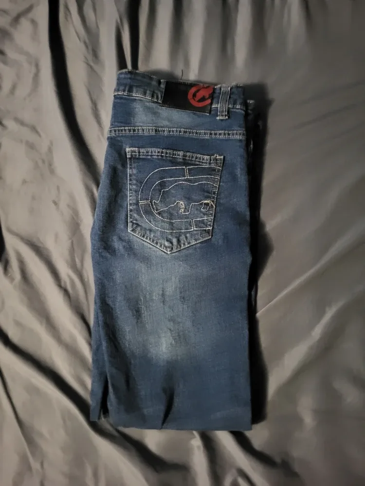 2000s style alternative clothing image indicator(4)