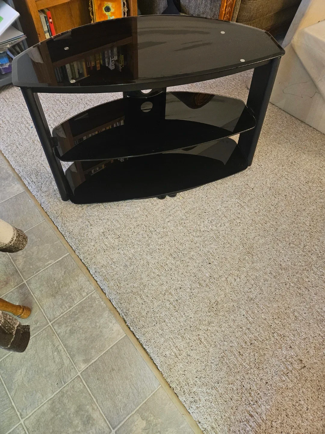 3 tiered glass media and T.V stand image indicator(2)