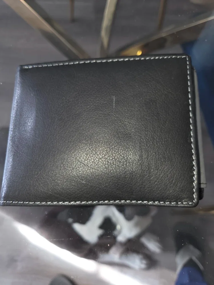 Black Leather RFID Wallet image indicator(4)