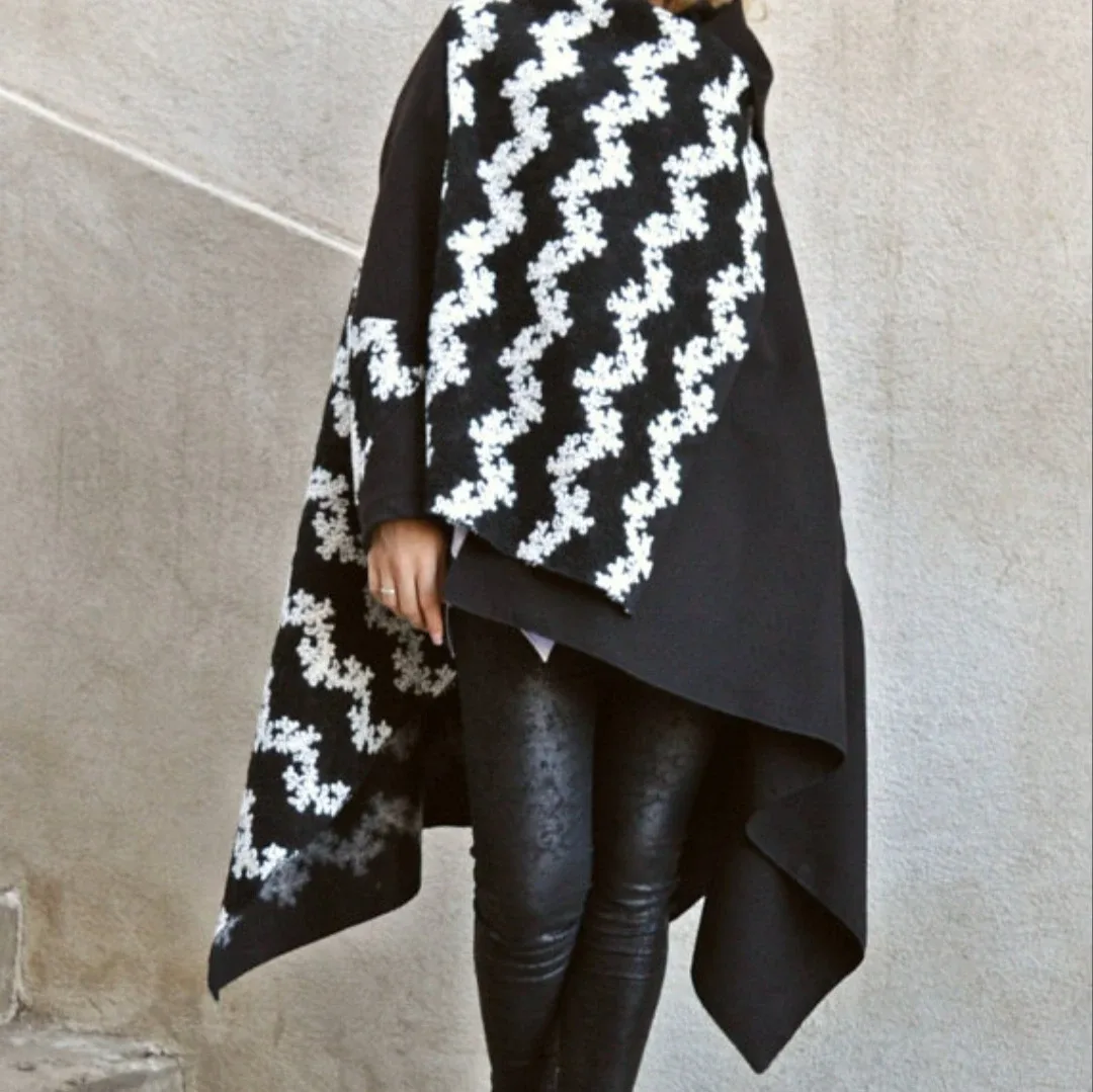 Black/White Cashmere/ Wool Blend Embroidered Coat thumbnail