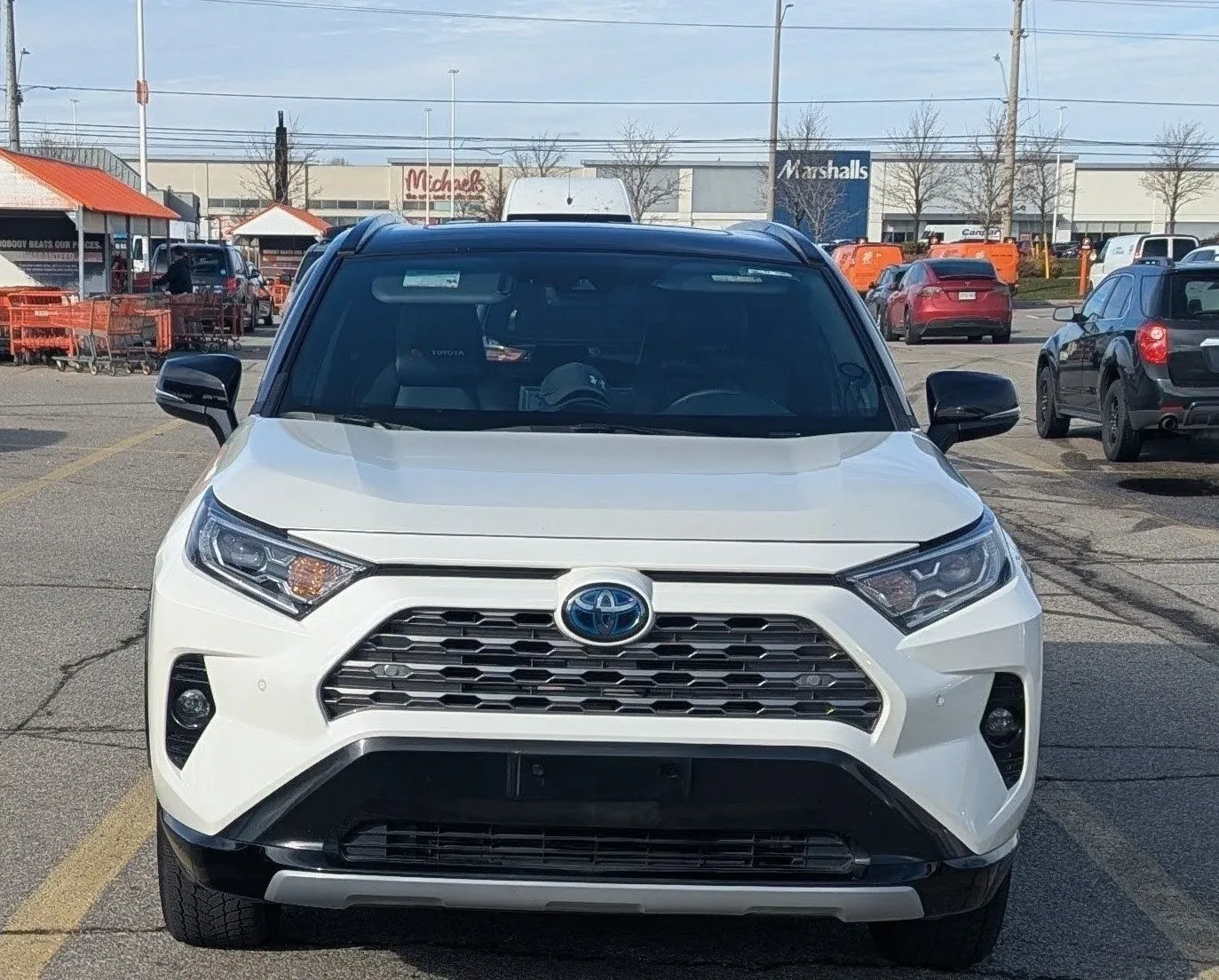 Toyota RAV4 XSE Hybrid 2021 technology package