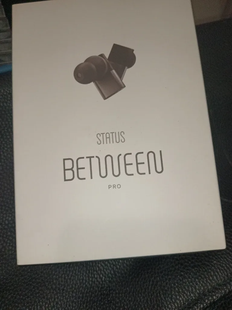 Status Between Pro Earbuds image indicator(3)