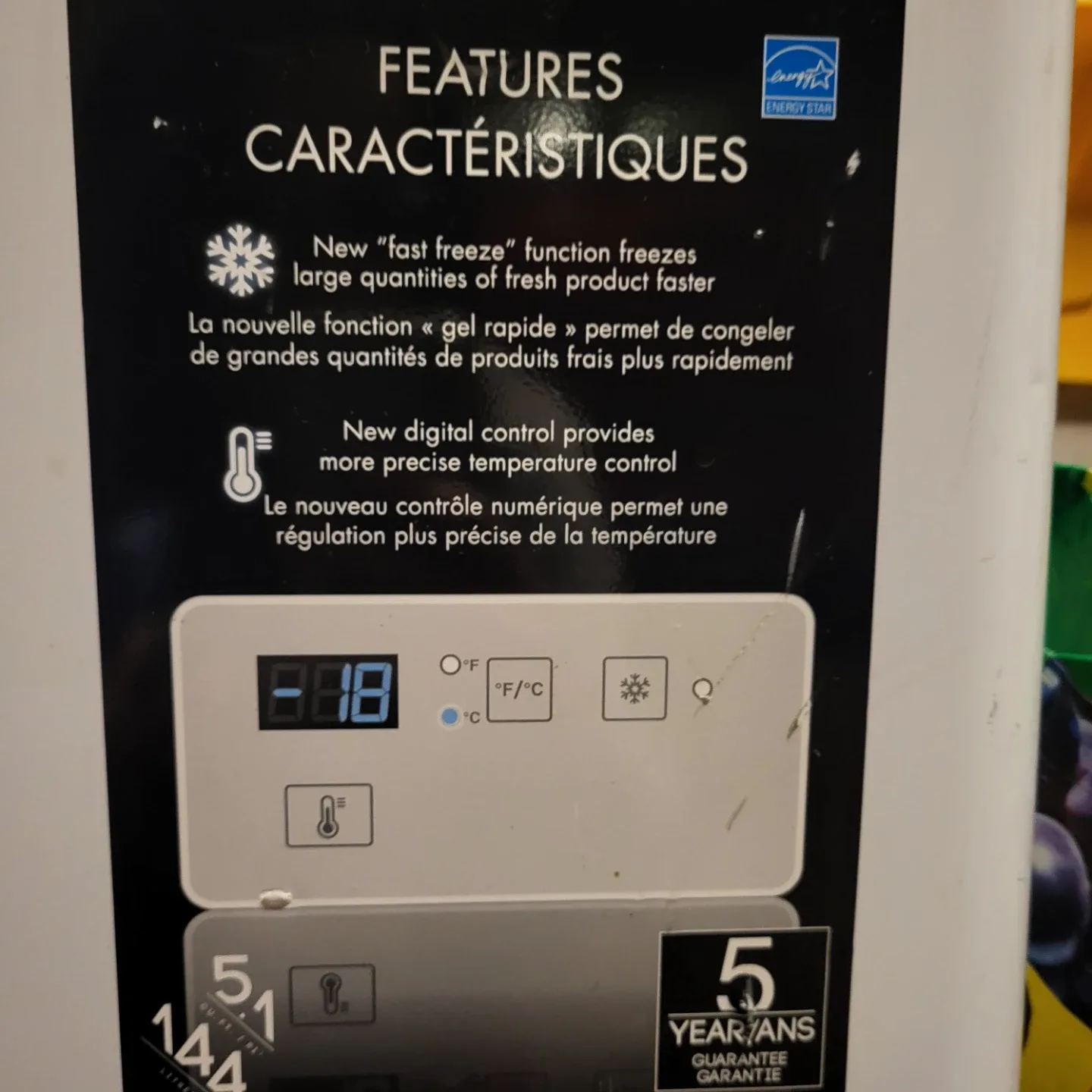 Danby Designer Chest Freezer - White 5.1 cu feet image indicator(2)