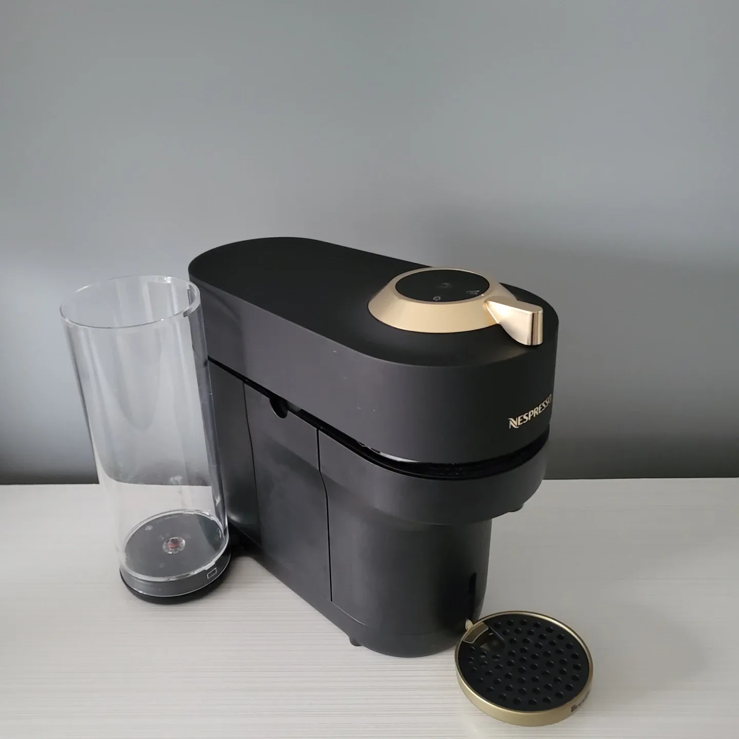 Pristine! Nespresso Vertuo Premium Rose Gold - Quick Pickup!🚀 image indicator(3)