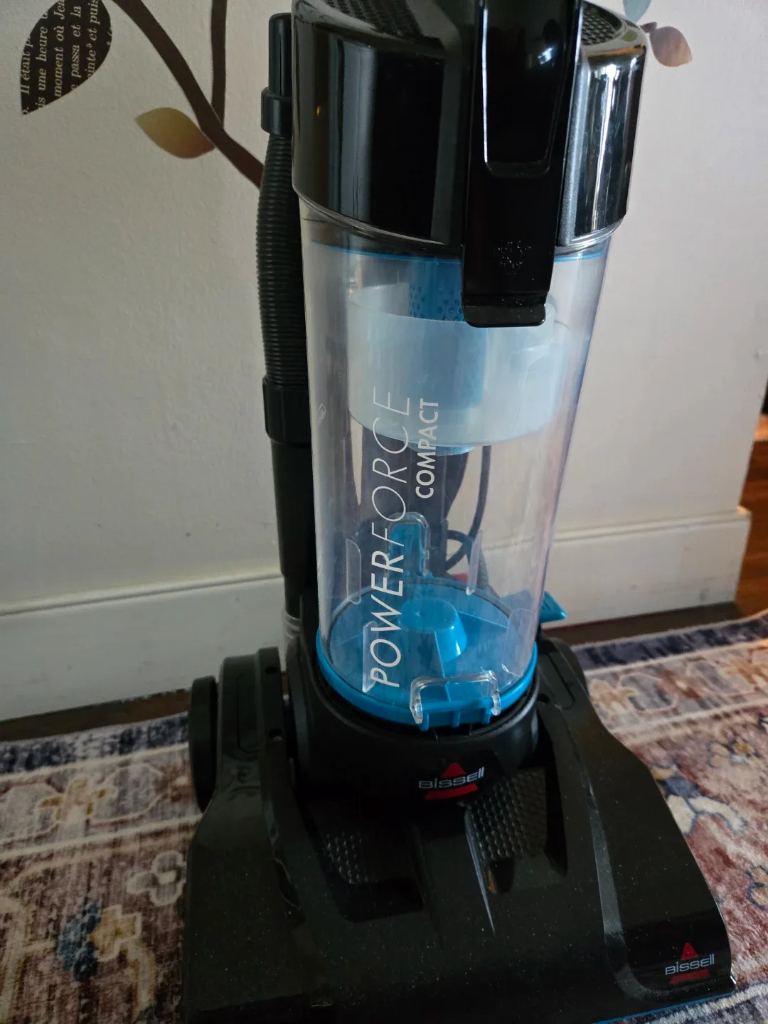 Bissell PowerForce Compact Vacuum image indicator(3)