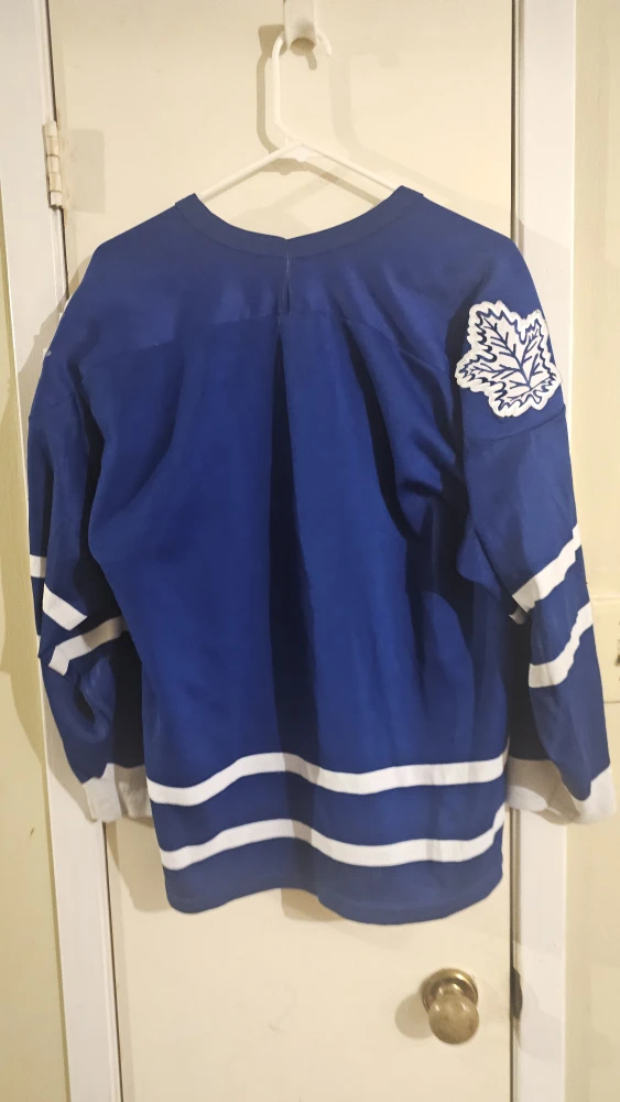 Toronto Maple Leafs Hockey Jersey - photo 3