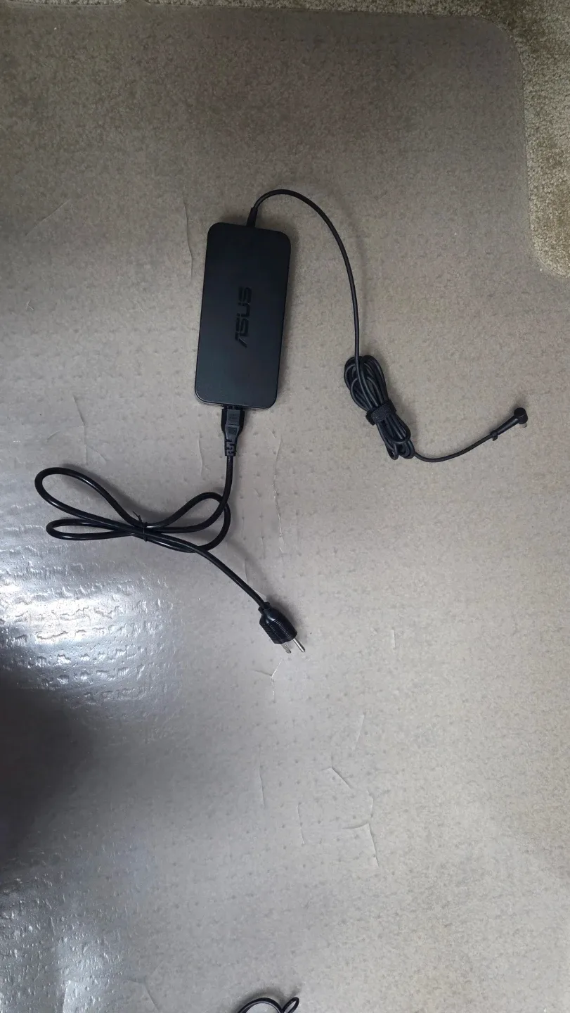 ASUS ROG Strix XG35VQ 35" Curved Gaming Monitor image indicator(3)