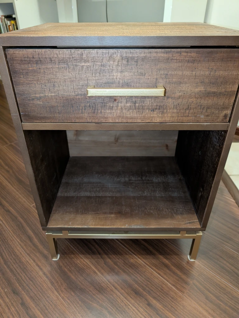 End table / Record Player Stand