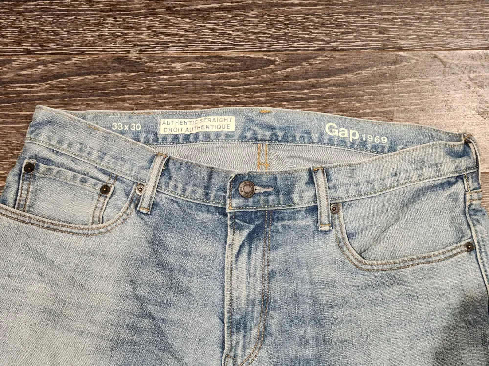 Mint Condition - Gap 1969 Authentic Straight Jeans 33x30 image indicator(2)