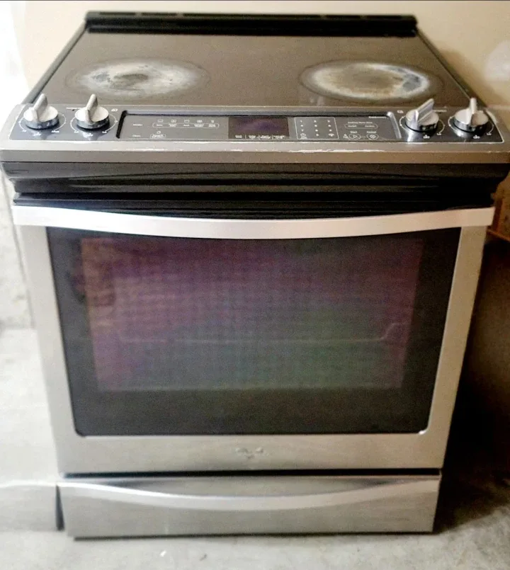 Whirlpool Gold Series Electric Range