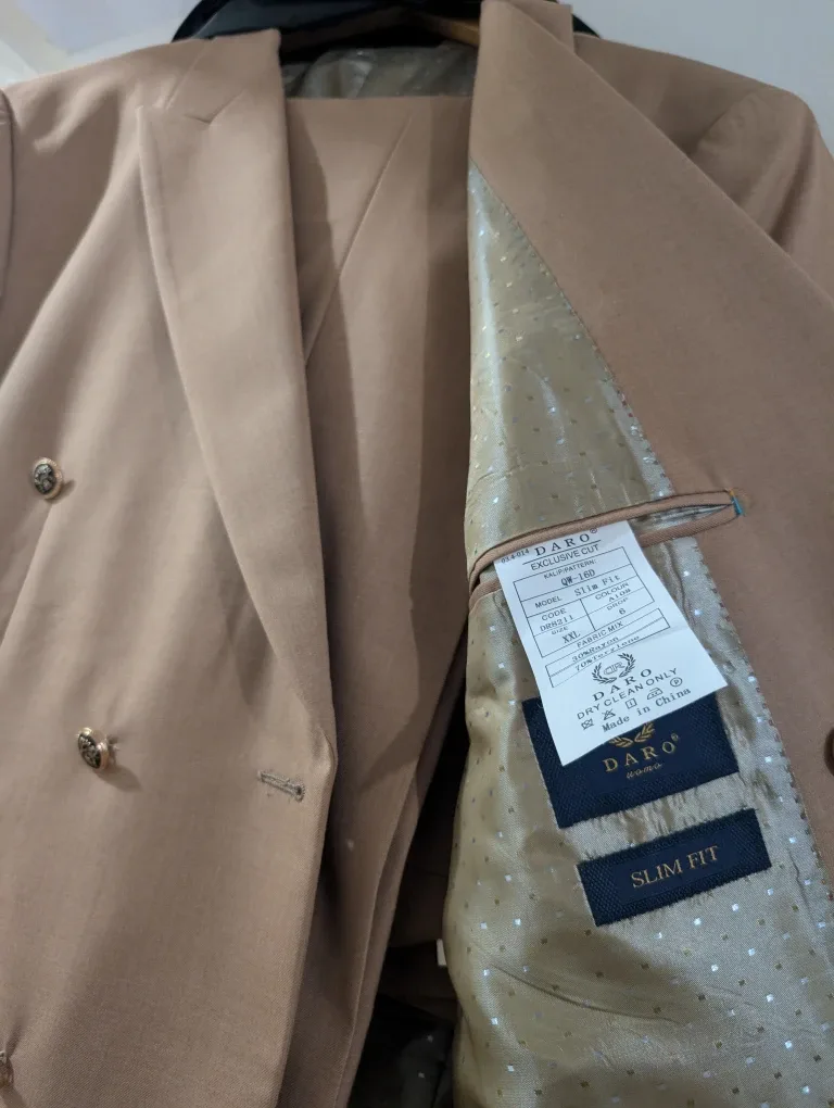 Daro-Uomo Exclusive Suit - Size XXL BRAND NEW image indicator(5)