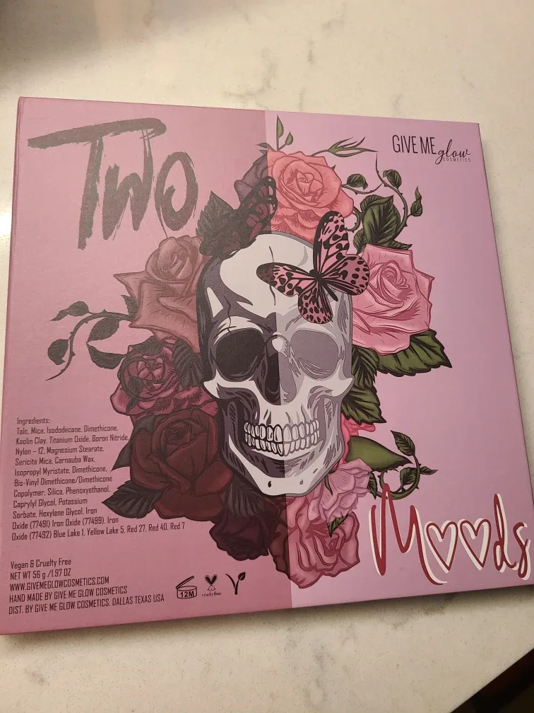 Give Me Glow Cosmetics Two Moods Eyeshadow Palette image indicator(5)