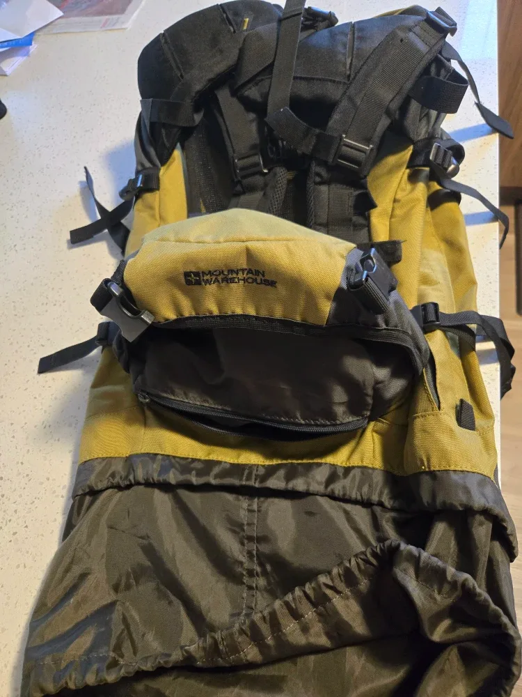 Mountain Warehouse Backpack image indicator(3)
