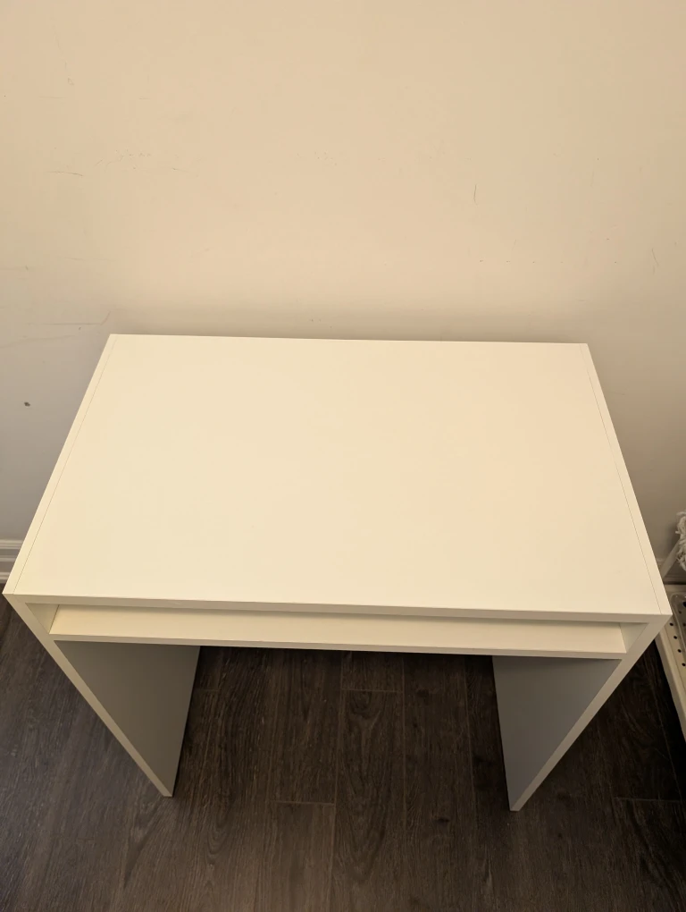 Ikea White Desk - photo 3