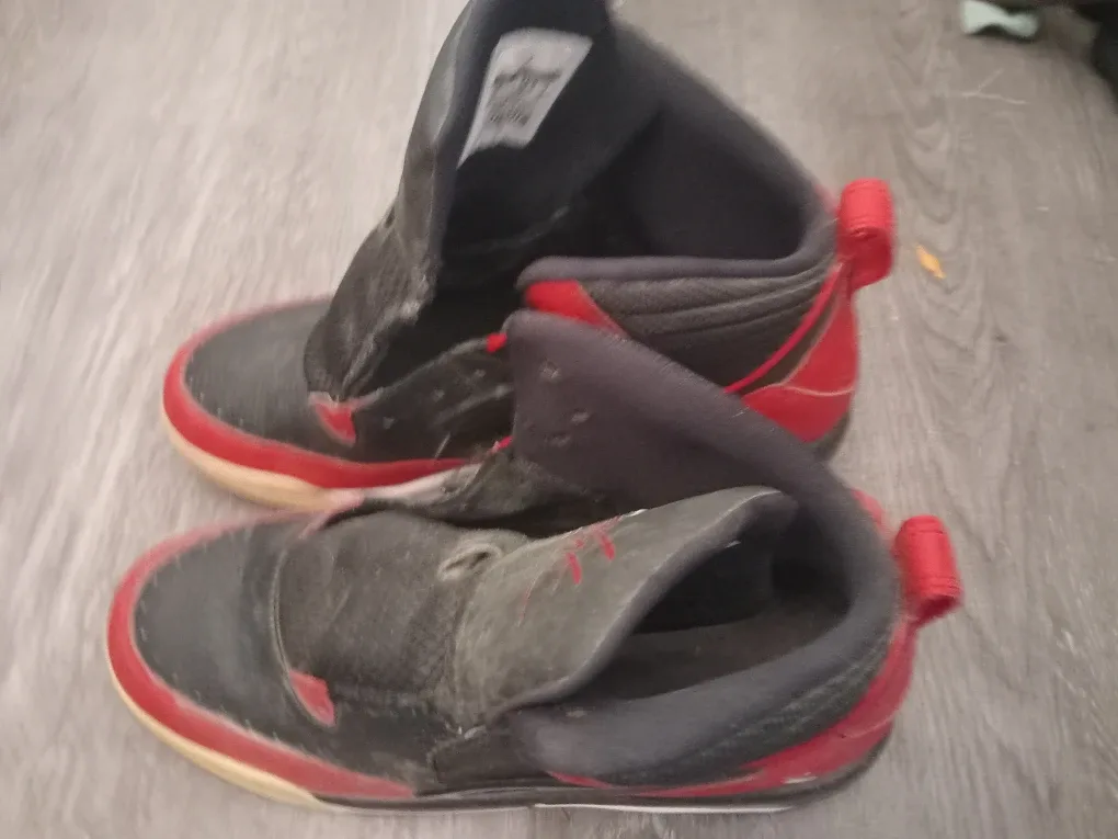 Jordan Flight 45 High - US Size 6Y image indicator(5)