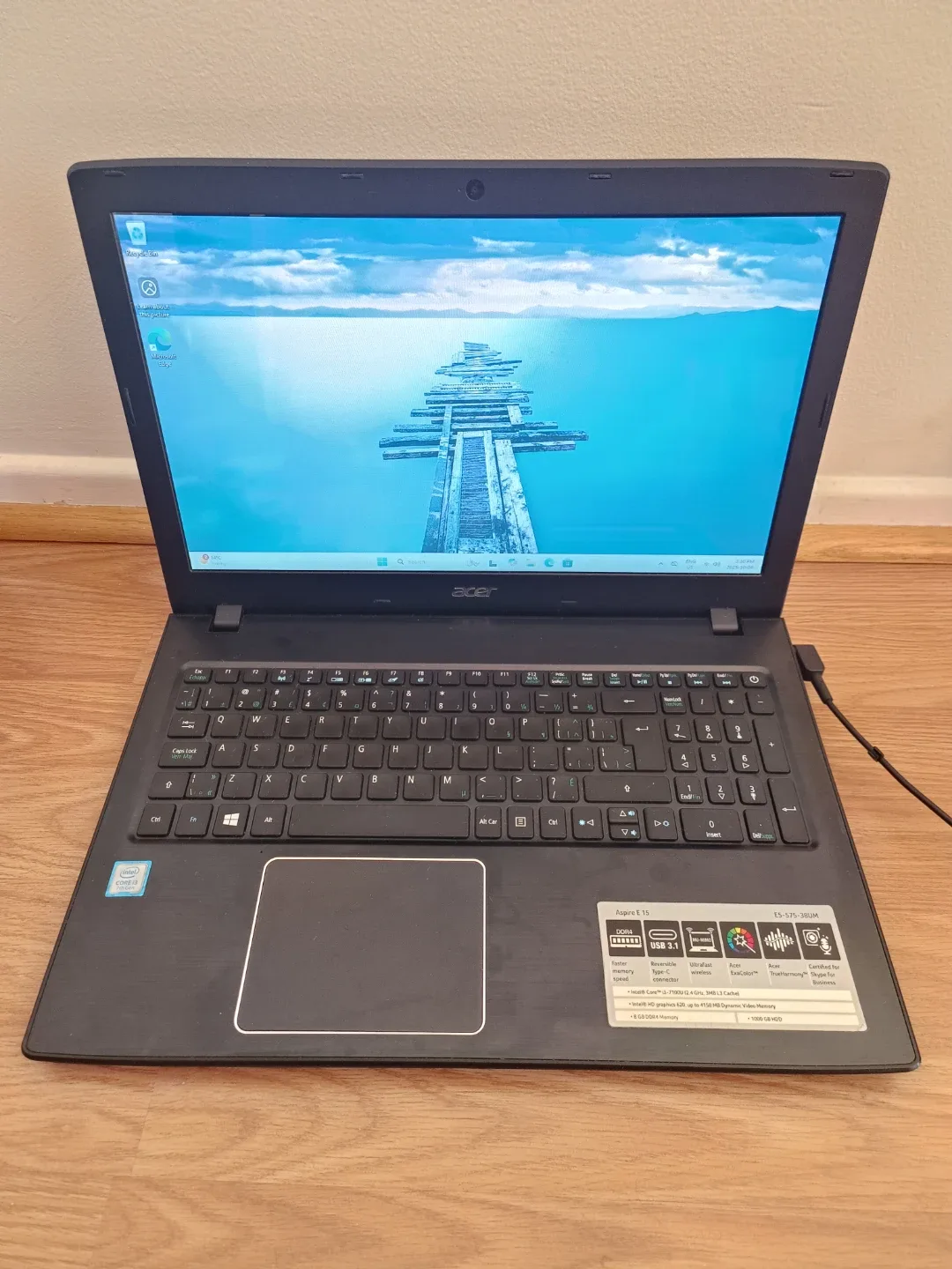 Acer Laptop - 500GB SSD image indicator(3)