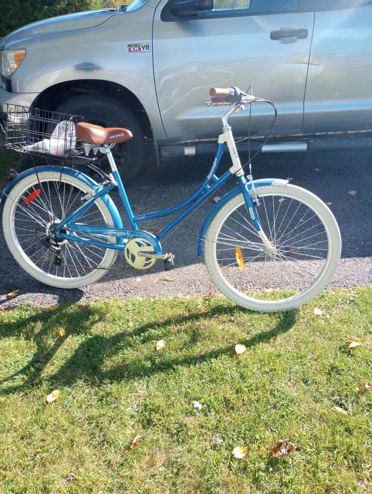 Kensington Everyday Bike - Blue & White