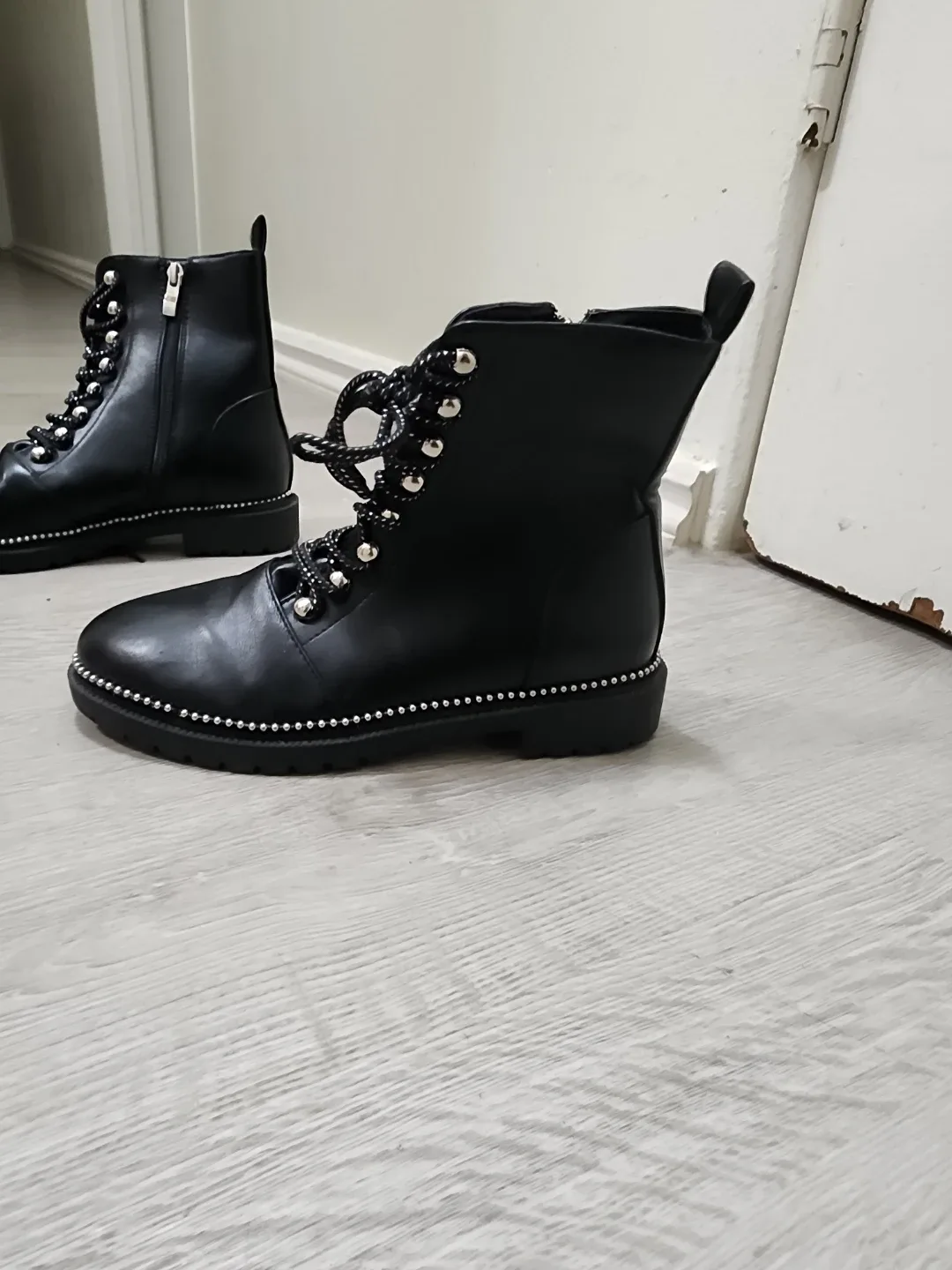 Black Lace-Up Ankle Boots - Size 38 image indicator(4)