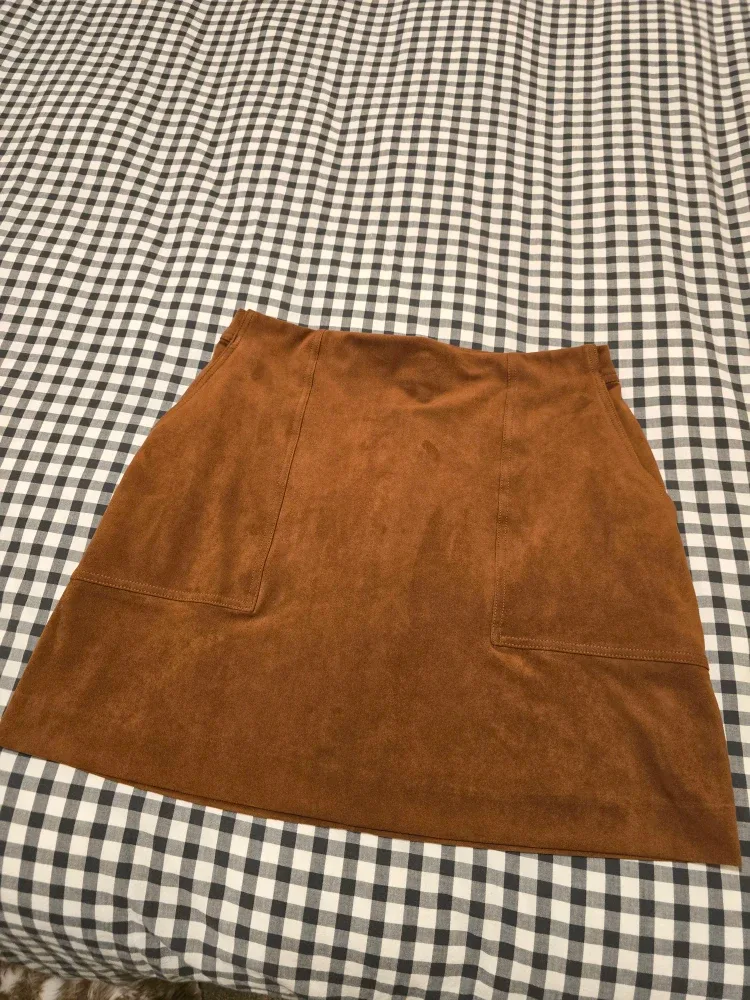 Banana Republic Brown Skirt - Size 6