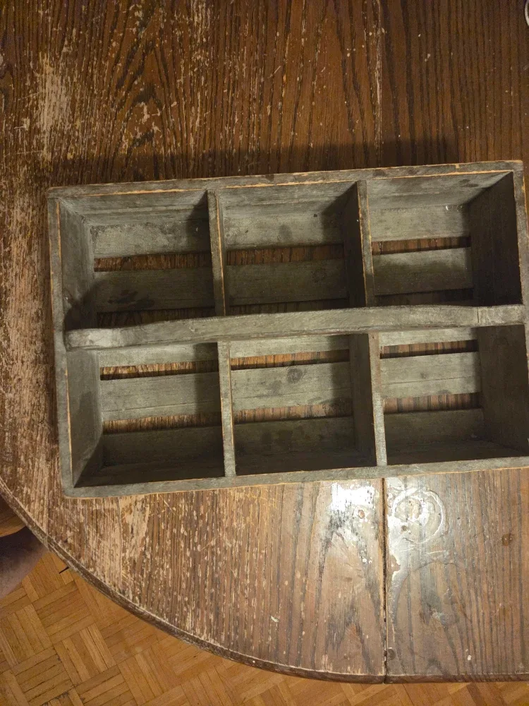 Rustic Wooden Tool Box image indicator(2)