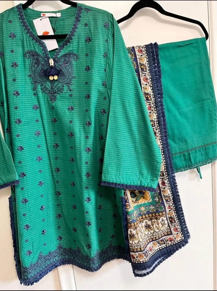 Khaadi's Green Salwar Kameez Suit