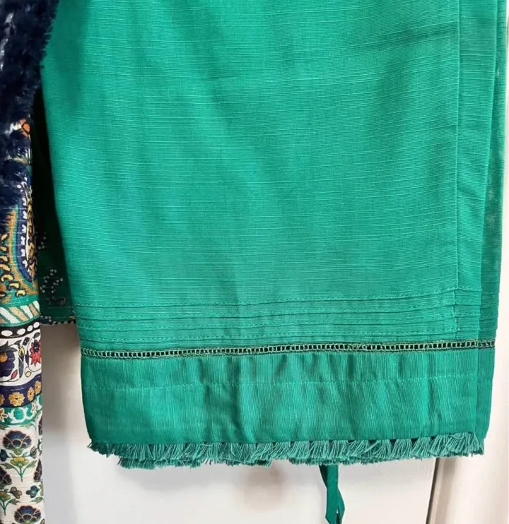 Khaadi's Green Salwar Kameez Suit image indicator(4)