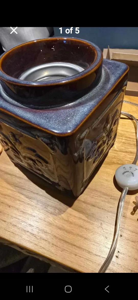 Yankee Candle Centerpiece Warmer + Melts