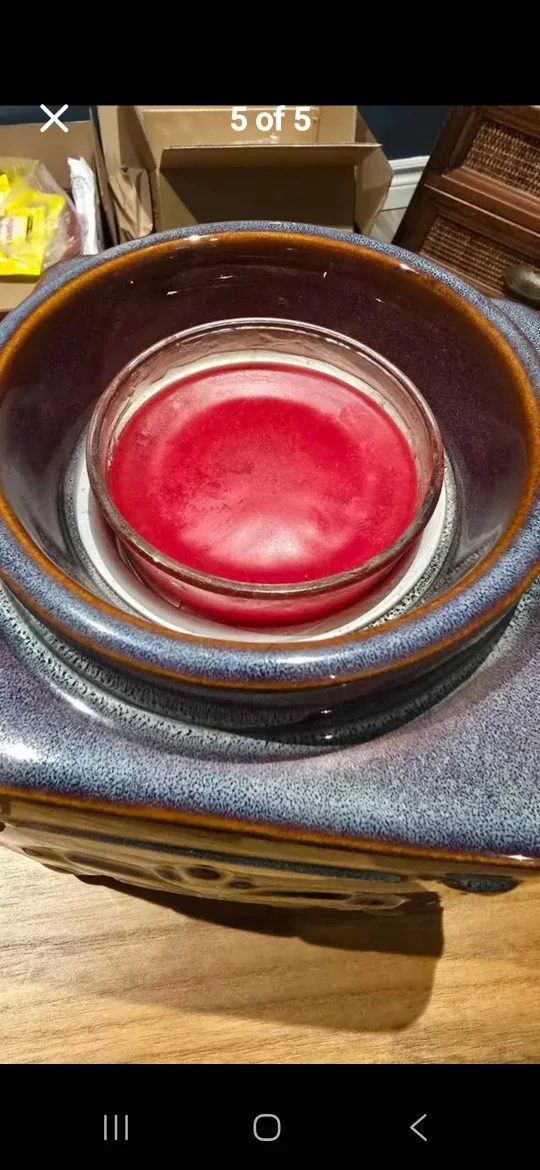 Yankee Candle Centerpiece Warmer + Melts image indicator(4)