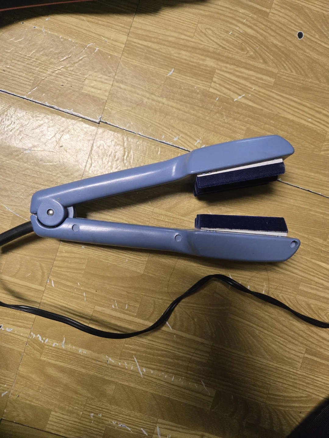 Conair Shiny Big Waves Hair Styler - photo 2