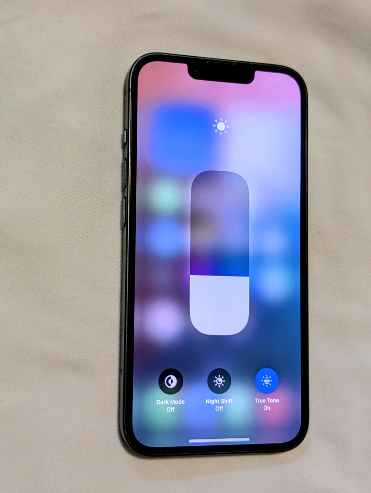 iPhone 14 - Black - photo 2