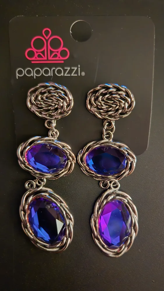 Paparazzi Jewelry 4 pcs Set - Necklace, Earrings, Ring, Bracelet image indicator(2)